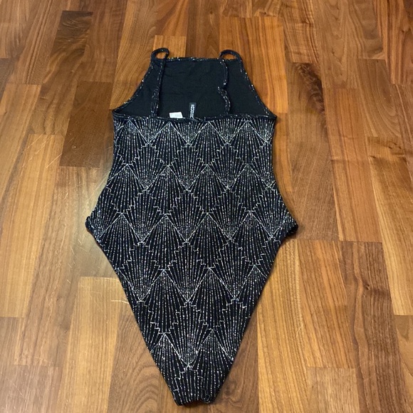 Divided H&M Black and silver bodysuit - Picture 3 of 7